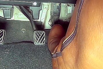 Alina pedal cock pamping