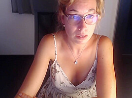 All Wet Webcam Show With Ice Cubes - No Sound