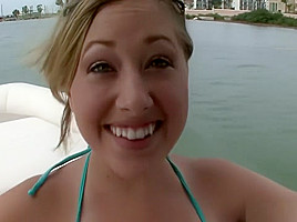 Amateur unpaid cuties in brave action