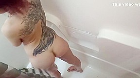 BBCTatDaddy fucks sexy tattooed pawg in shower
