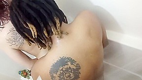 BBCTatDaddy fucks sexy tattooed pawg in shower