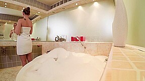 Beauty4k com - Lady Bug - Hot Bath Sex After My Stupid Joke