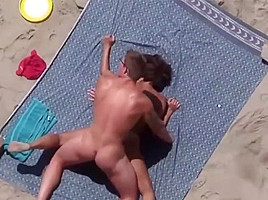 Big tits brunette cumshot on big ass