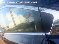 Blowjob in a parked car got spotted