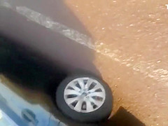 Blowjob in a parked car got spotted