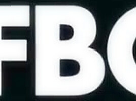 Briana Bounce In Poolside Bubble Butt