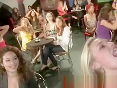 Cfnm ladies loves cock sucking
