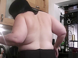 Chubby cheating on the kitchen