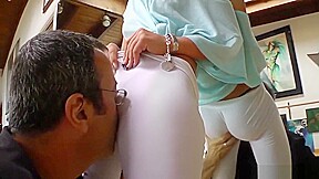 Facesitting Assworship 2