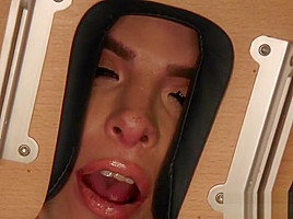 Feetloving TS massaged before pussyfucking