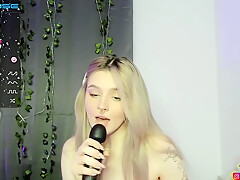 Female Model Singing And Waiting For Rought Fuck!