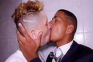 Fudendo O Funcionario Do Banheiro 5 Min