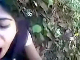 Gf ko jungle mein le jaake lund chuswaya