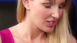 Guy Gets Bj and Eats Pussies of Two Hotties