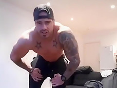 Handsome Bodybuilder posing and flexing!