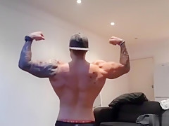 Handsome Bodybuilder posing and flexing!