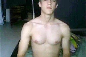 Hot Muscle Guy Wanks His Uncut Cock On Cam