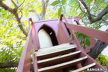 Hot blonde gives a head in house on a tree