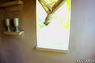 Hot blonde gives a head in house on a tree