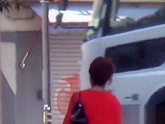 Japanese women expose pussies while peeing in public