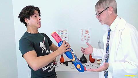 Julian Jaden Gets A Lesson From Doctor Lennox