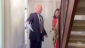 Looking For A New Place To Cum - Sahara Knite