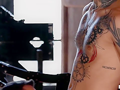 Mickey Taylor Ass To Mouth