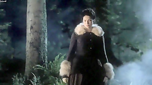 Outlander S01E10 (2015) Lotte Verbeek