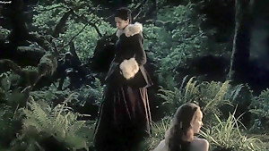 Outlander S01E10 (2015) Lotte Verbeek