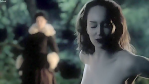 Outlander S01E10 (2015) Lotte Verbeek