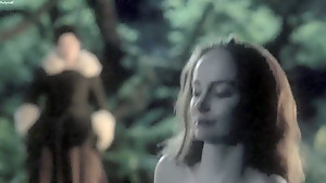Outlander S01E10 (2015) Lotte Verbeek