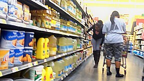 Phat ass donk spandex - shes lovin it!