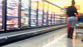 Phat ass donk spandex - shes lovin it!