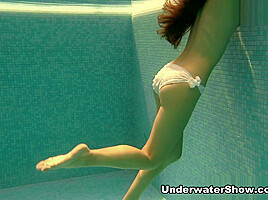 Russaka Video - UnderwaterShow