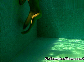 Russaka Video - UnderwaterShow