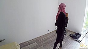 SAHARA KNITE - Hijabi Bhabi Fucks The Letting Agent