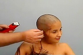 Shz  Sarah headshave