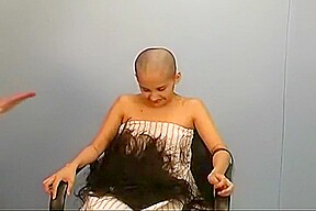 Shz  Sarah headshave