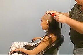 Shz  Sarah headshave