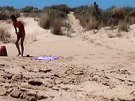 Sunbathing At Nudist Beach Two Couple Fuck