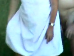 To jump someone's bones 1