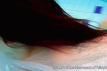 UnderwaterShow Video: Kristy