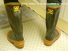 nlboots - close, closer (WR boots)