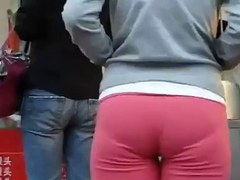 oriental VPL pantyline candid